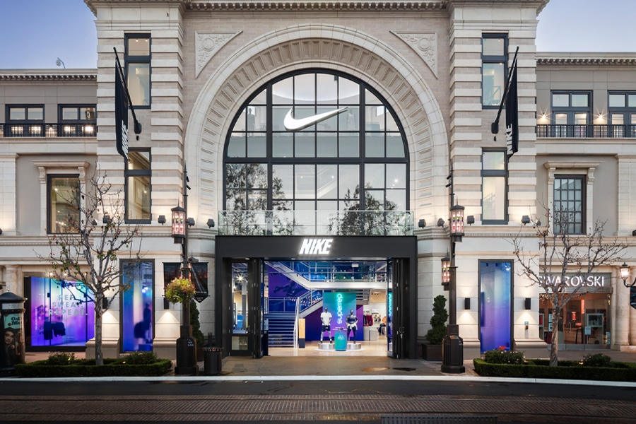 NIKE the Grove, Beverly Hills www.thegrovela.com/visit/#visit-us